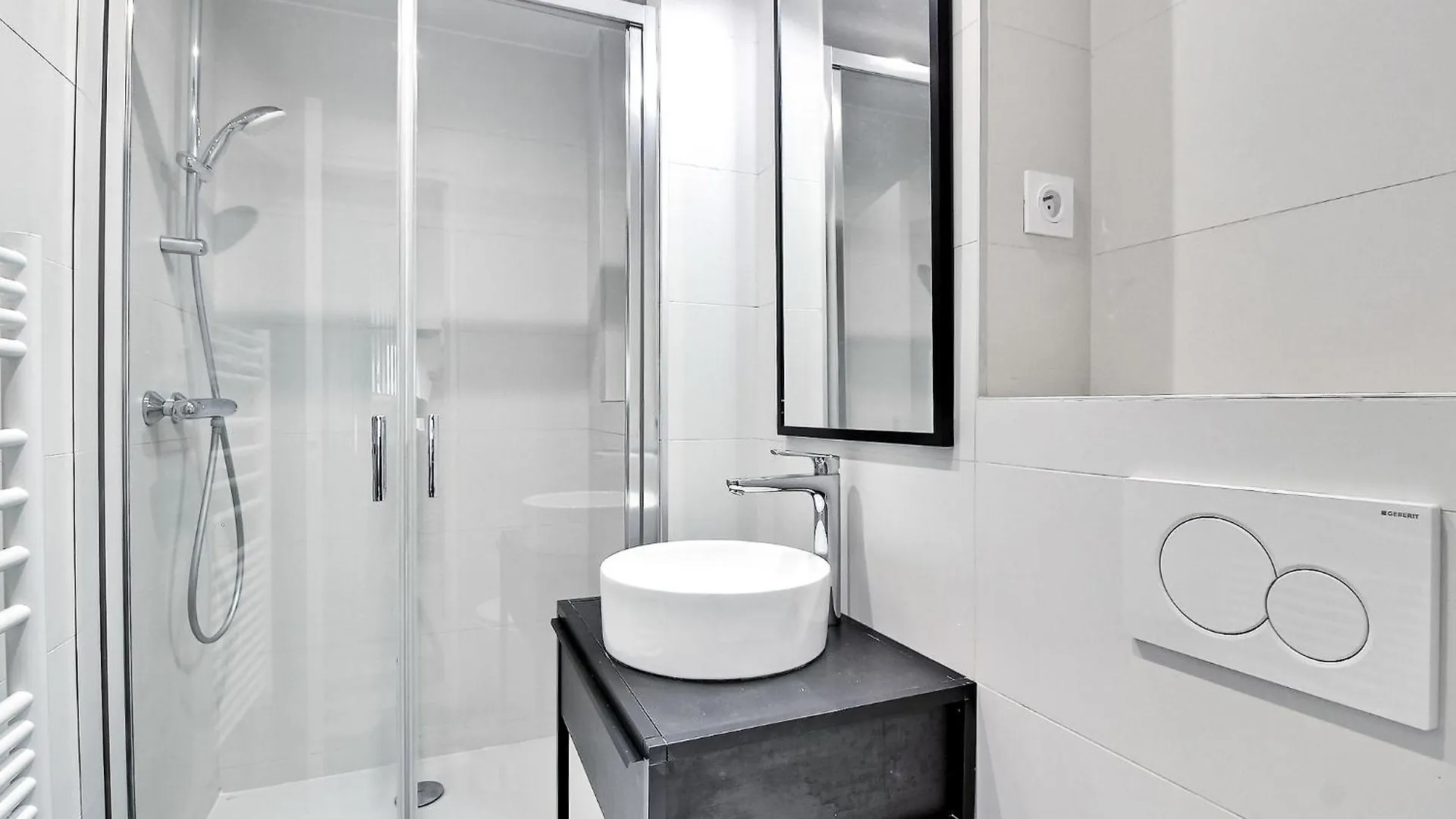 Parisian Home L Montorgueil 0*, 파리 프랑스