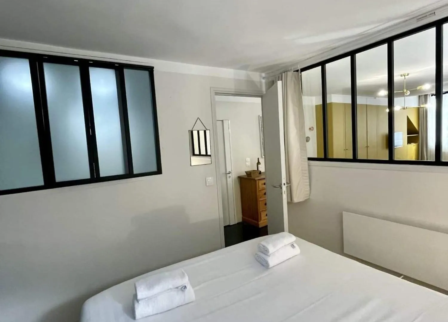 아파트 Parisian Home L Montorgueil